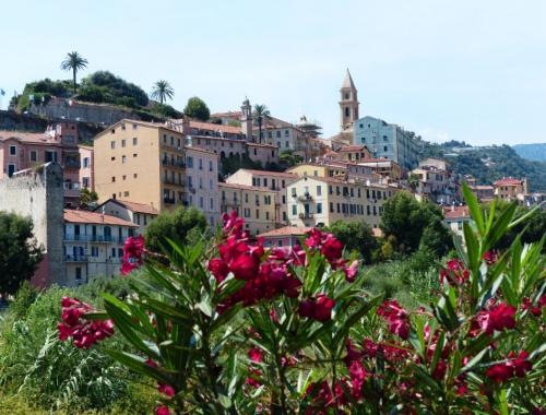 Vintimille et son marché: Excursion en autocar