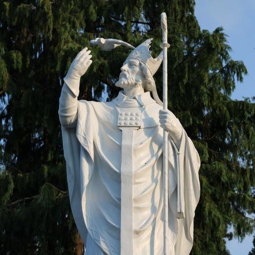 Lourdes: Entre Histoire et Religiosité